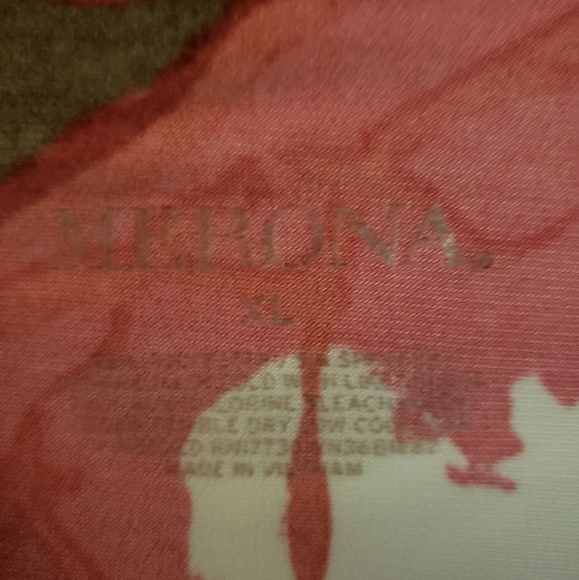 Spring Flower Top - Picture 3 of 3